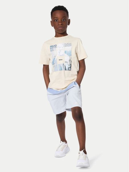 BOSS T-Shirt J52988 D Beżowy Regular Fit. Brązowe t-shirty dla chłopców Boss, bez wzorów, z bawełny, bez ramiączek. Za 179.99 zł.
