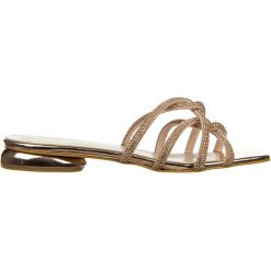 Klapki Bayla-187 1716 Rose 187030, Różowe złoto, Skóra ekologiczna - 36. Żółte klapki damskie Bayla, bez wzorów, z lakierowanej skóry, eleganckie, bez obcasa, na obcasie. W wyprzedaży za 179.10 zł.