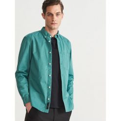 Koszula regular fit - Zielony. Koszule męskie marki Reserved. W wyprzedaży za 49.99 zł.