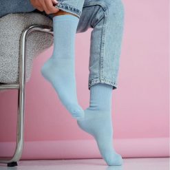 Błękitne skarpetki damskie 1222. Niebieskie skarpety damskie Milena, bez wzorów, z bawełny. Za 16.90 zł.