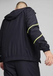 Męska kurtka przedmeczowa z tkaniny Manchester City PUMA. Niebieskie kurtki męskie Puma, na jesień, m, bez wzorów, z materiału, klasyczne, bez kaptura. Za 340.05 zł.