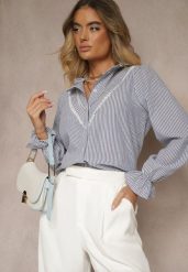 Granatowa Koszula z Bawełną Ozdobione Paskami i Falbanką Arririnea. Niebieskie bluzki damskie Renee, m, bez wzorów, z bawełny, eleganckie, bez kołnierzyka, bez ramiączek. Za 59.99 zł.