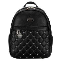 Elegancki czarny mały plecak damski zdobiony pikowaniem i srebrnymi nitami eko skóra Peterson. Czarne plecaki damskie Peterson, z aplikacjami, ze skóry, eleganckie. Za 139.99 zł.