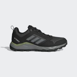 Buty Tracerocker 2.0 Trail Running. Czarne buty sportowe męskie Adidas, z materiału, bez zapięcia, do biegania. Za 399.00 zł.