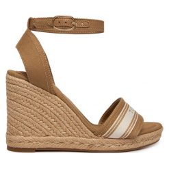 Espadryle Tommy Hilfiger. Brązowe sandały damskie Tommy Hilfiger, bez wzorów, bez obcasa, bez zapięcia. Za 339.99 zł.