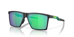 Okulary Mężczyzna OAKLEY FUTURITY SUN – UNISEX. Czarne okulary przeciwsłoneczne męskie Oakley. Za 793.40 zł.