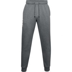 Spodnie Do Joggingu Męskie Polar Z Powtarzającym Się Logo Rival. Szare spodnie materiałowe męskie Under Armour, m, bez wzorów, z polaru. Za 232.99 zł.