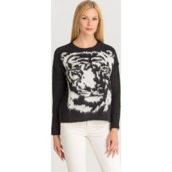 SWETER LIU JO. Czarne swetry damskie Liu Jo, m, z aplikacjami, bez kołnierzyka, bez ramiączek, bez kaptura. Za 989.00 zł.