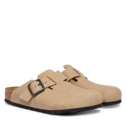 Klapki Birkenstock. Brązowe klapki męskie Birkenstock. Za 759.99 zł.
