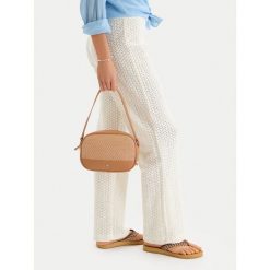 Torebka Roxy. Brązowe torebki do ręki damskie Roxy, bez wzorów, bez dodatków. Za 139.99 zł.