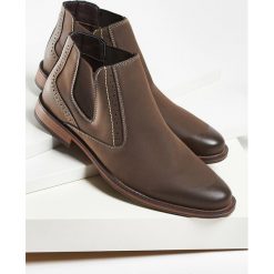 Brązowe Botki High Reward. Brązowe botki męskie Born2be, z materiału. Za 64.99 zł.