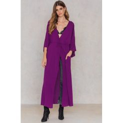 NA-KD Boho Sukienka-płaszcz - Purple. Płaszcze damskie marki NA-KD Boho. W wyprzedaży za 30.47 zł.