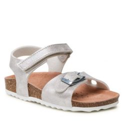 Sandały Geox. Białe sandały dziewczęce Geox, bez zapięcia. Za 209.99 zł.