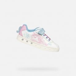 Trenerzy dla dziewczynek Geox Skylin A. Białe buty sportowe dziewczęce Geox, bez wzorów, z syntetyku, bez zapięcia, trekkingowe. Za 276.22 zł.