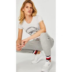 Tommy Hilfiger - Spodnie Trisha. Spodnie materiałowe damskie marki Tommy Hilfiger. Za 399.90 zł.
