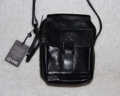 Abruzzo Saszetka męska skórzana do ręki czarna skóra naturalna ABR-15. Czarne saszetki męskie Abruzzo, ze skóry. Za 150.26 zł.