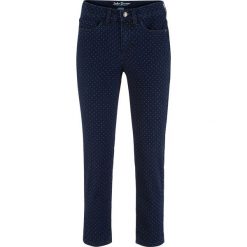 Dżinsy "soft-stretch" z nadrukiem, dł. 7/8 bonprix ciemnoniebieski z nadrukiem. Jeansy damskie bonprix. Za 99.99 zł.