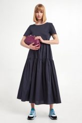 Sukienka midi Palmira WEEKEND MAX MARA. Sukienki damskie Weekend Max Mara, xs, bez wzorów, bez kołnierzyka, bez ramiączek, midi. W wyprzedaży za 881.30 zł.