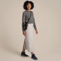 Damska spódnica midi Craghoppers NosiLife Pro. Brązowe spódnice damskie Craghoppers, bez wzorów, eleganckie, midi. Za 417.60 zł.