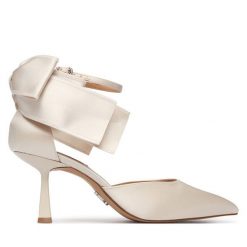 Szpilki Steve Madden. Szpilki damskie Steve Madden, bez wzorów, bez obcasa, bez zapięcia. Za 559.99 zł.