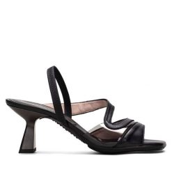 Sandały Hispanitas. Czarne klapki damskie Hispanitas, bez wzorów, bez obcasa, na słupku, bez zapięcia. Za 399.99 zł.