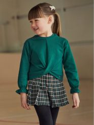 Mayoral Komplet sweter i szorty materiałowe 4220 Zielony Regular Fit. Zielone spodenki dla dziewczynek Mayoral, bez wzorów, z bawełny. Za 129.99 zł.
