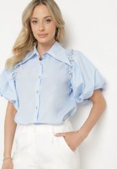 Jasnoniebieska Koszula Caneope. Niebieskie bluzki damskie Born2be, m, z aplikacjami, z tkaniny, klasyczne, bez kołnierzyka, bez ramiączek. Za 44.99 zł.