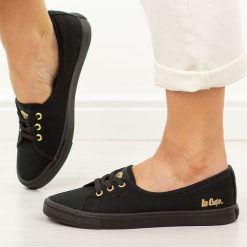 Czarne tenisówki damskie Lee Cooper 4045. Czarne baleriny damskie Lee Cooper, na lato, bez wzorów, z jeansu, eleganckie, bez obcasa. Za 159.00 zł.