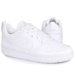 Buty damskie sportowe do chodzenia Nike COURT BOROUGH LOW RECRAFT. Białe obuwie sportowe damskie Nike, bez wzorów, trekkingowe, nike court. Za 303.99 zł.