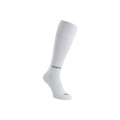Skarpety do piłki nożnej F100. Legginsy sportowe męskie marki KIPSTA. Za 9.99 zł.