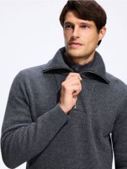 Sweter z wełną - ciemnoszary. Szare swetry przez głowę męskie Reserved, l, bez wzorów, z dzianiny, bez kołnierzyka. Za 259.99 zł.