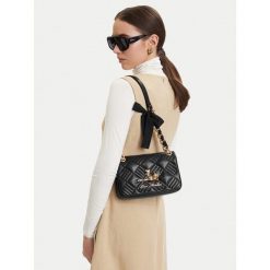Torebka LOVE MOSCHINO. Czarne torebki do ręki damskie Love Moschino, bez wzorów, klasyczne, bez dodatków. Za 1,099.00 zł.