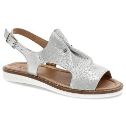 Białe Sandały Lanqier Wygodne Buty Damskie. Białe sandały damskie Lanqier, w ażurowe wzory, ze skóry, bez obcasa, bez zapięcia. Za 159.00 zł.