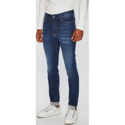 Tommy Jeans - Jeansy Simon. Jeansy męskie marki Tommy Jeans. W wyprzedaży za 359.90 zł.