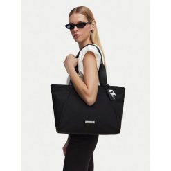 Torebka KARL LAGERFELD. Czarne torebki do ręki damskie KARL LAGERFELD, bez wzorów, bez dodatków. Za 849.99 zł.