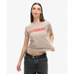 Dopasowana koszulka z logo odzieży sportowej. Brązowa koszulki sportowe damskie Superdry., l, bez wzorów, bez kołnierzyka, bez ramiączek. Za 126.20 zł.