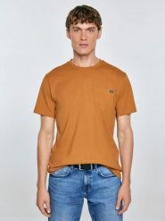Koszulka męska z kieszonką brązowa Carbon 802. Brązowe t-shirty męskie Big Star, l, z aplikacjami, z bawełny, klasyczne, bez kołnierzyka. W wyprzedaży za 79.99 zł.