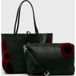 Desigual - Torebka. Szare torby na ramię damskie Desigual. W wyprzedaży za 279.90 zł.