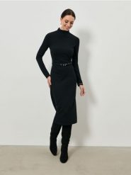 Sukienka midi z bawełną i ozdobnym paskiem - czarny. Czarne sukienki damskie Sinsay, l, bez wzorów, z bawełny, bez kołnierzyka, bez ramiączek, midi. Za 59.99 zł.
