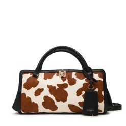 Torebka Guess. Torebki do ręki damskie Guess, z aplikacjami, bez dodatków. Za 674.99 zł.