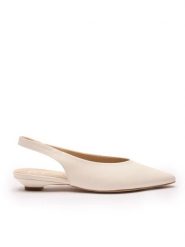 Kremowe czółenka slingback w szpic. Brązowe czółenka damskie Ryłko, bez wzorów, ze skóry, bez obcasa, na płaskiej podeszwie, bez zapięcia. Za 379.99 zł.