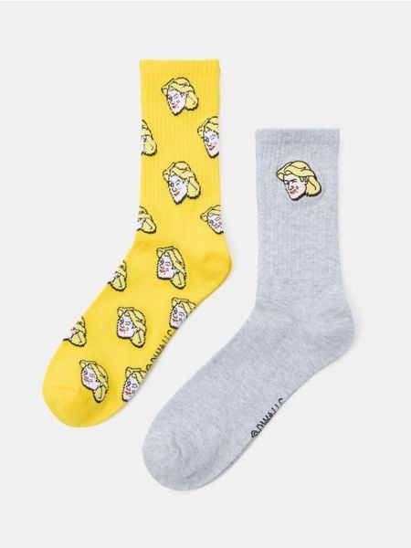 Prążkowane skarpetki 2 pack Shrek - wielobarwny. Skarpety męskie Sinsay, bez wzorów, prążkowane. Za 15.99 zł.