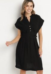 Czarna Sukienka z Wiskozy o Rozkloszowanym Kroju z Paskiem Sepina. Czarne sukienki damskie Born2be, na co dzień, na lato, m, z aplikacjami, z wiskozy, eleganckie, bez kołnierzyka, bez ramiączek, midi, rozkloszowane. Za 89.99 zł.