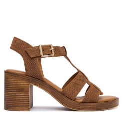 Sandały Tamaris. Brązowe sandały damskie Tamaris, bez wzorów, bez obcasa, na słupku, bez zapięcia. Za 379.99 zł.