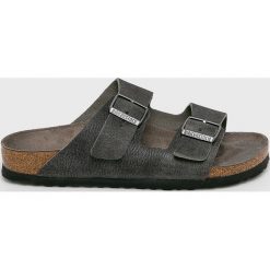 Birkenstock - Klapki. Szare klapki męskie Birkenstock, z materiału. W wyprzedaży za 299.90 zł.