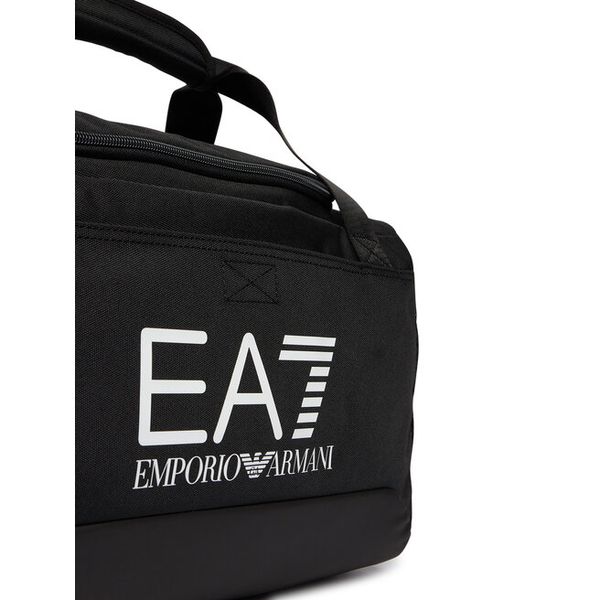 Torba EA7 Emporio Armani. Czarne torby sportowe męskie EA7 Emporio Armani, bez wzorów, małe. Za 429.99 zł.