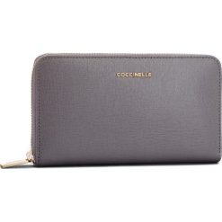 Duży Portfel Damski COCCINELLE - CW1 Metallic Saffiano E2 CW1 11 32 01 Fume Y28. Szare portfele damskie Coccinelle, ze skóry. Za 599.90 zł.