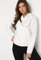 Biała Bawełniana Bluza z Kapturem z Ozdobnym Łańcuszkiem i Suwakiem Cielo. Białe bluzy damskie Born2be, bez wzorów, z bawełny, z kapturem. Za 89.99 zł.