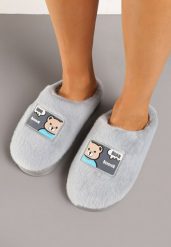 Szare Kapcie Vices na Grubej Podeszwie z Futerkiem i Naszywką Deotira. Szare kapcie damskie Born2be, z aplikacjami, z dresówki. Za 29.99 zł.