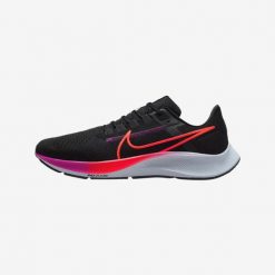 Buty do biegania męskie Nike Air Zoom Pegasus 38. Czarne buty sportowe męskie Nike, z gumy, bez zapięcia, do biegania. Za 691.00 zł.